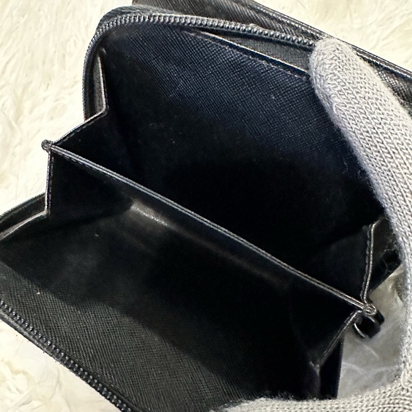 Prada wallet - Picture 9 of 12